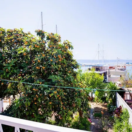 Mediterranean Garden Apartements 公寓